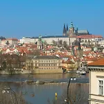 D22 Luxury Apartments Old Town
